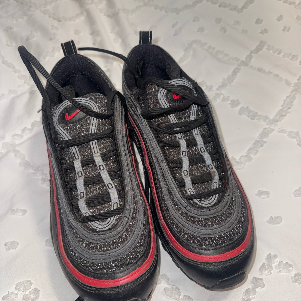 Nike Kids Black and Red Sneakers